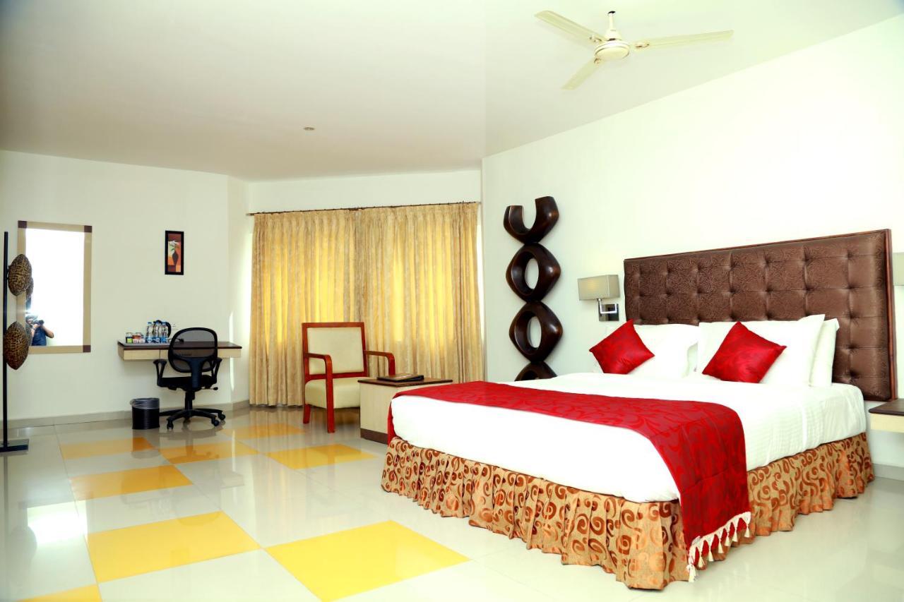 Srm Hotel Тутикорин Экстерьер фото
